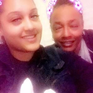 Meet your Posher, Crystal